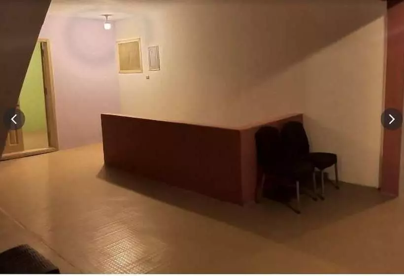 هتل Ganish Inn Hunza