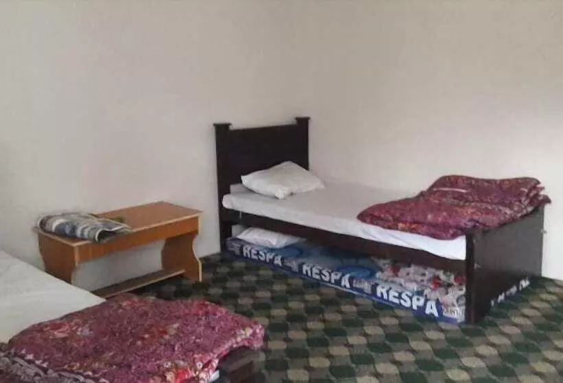 هتل Ganish Inn Hunza