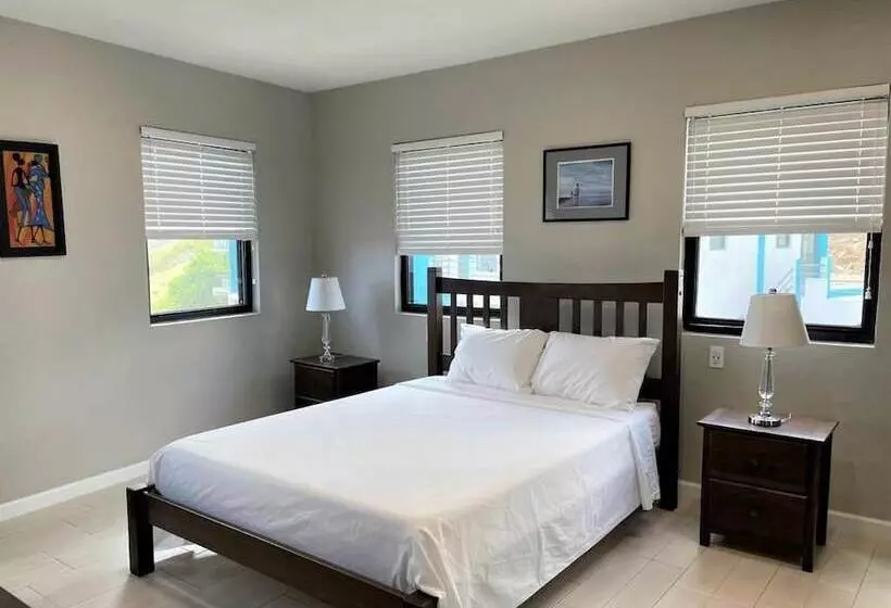 هتل Hillsboro Residence & Suites Condo