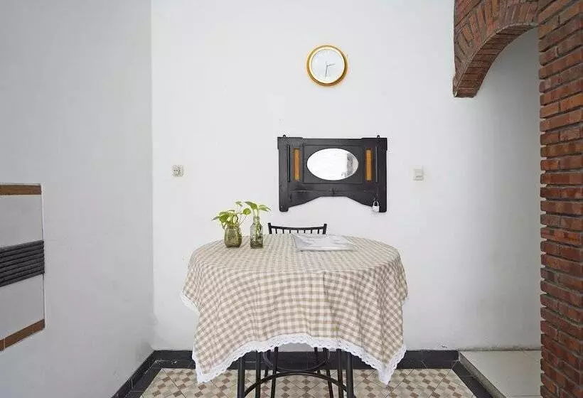 Hotel Kost Putih Syariah