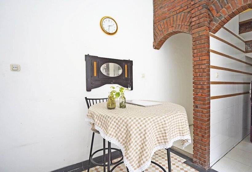 Hotel Kost Putih Syariah