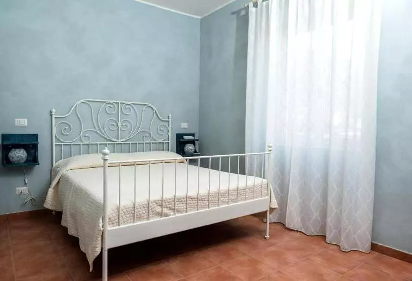 هتل La Rupe Dei Gabbiani