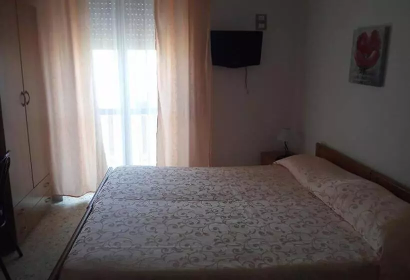 Hotelli La Scogliera