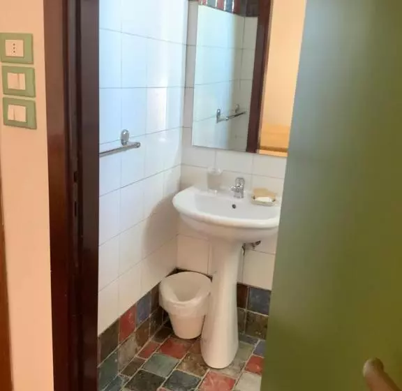 Hotelli La Scogliera