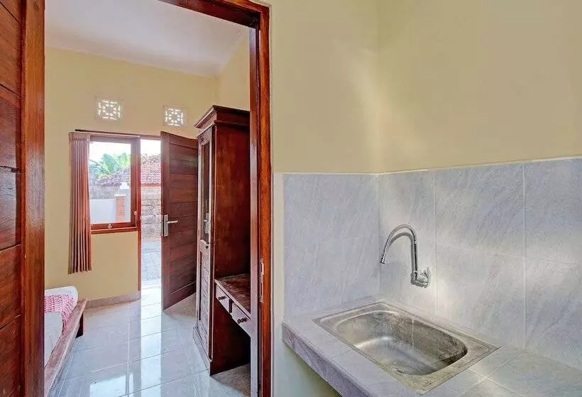 ホテル Nirmala Guest House By Oyo