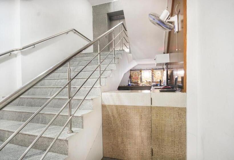 Hotel Oyo R.k.s Sampath Lakshmi Lodge