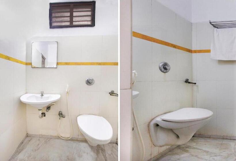 Hotel Oyo R.k.s Sampath Lakshmi Lodge