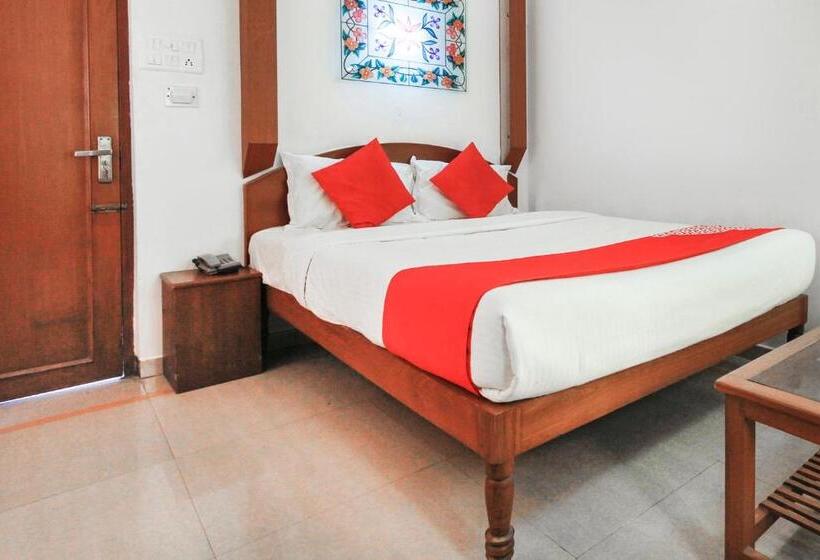 Hotel Oyo R.k.s Sampath Lakshmi Lodge