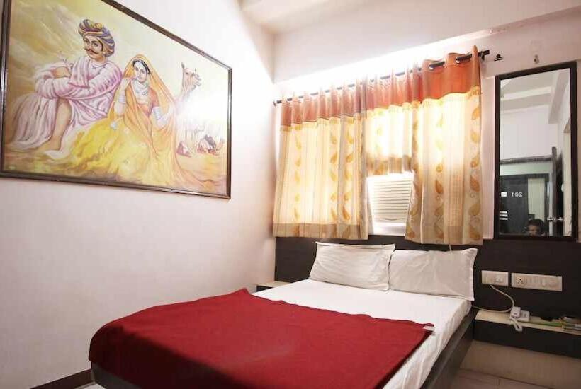 בית מלון כפרי Royal Night