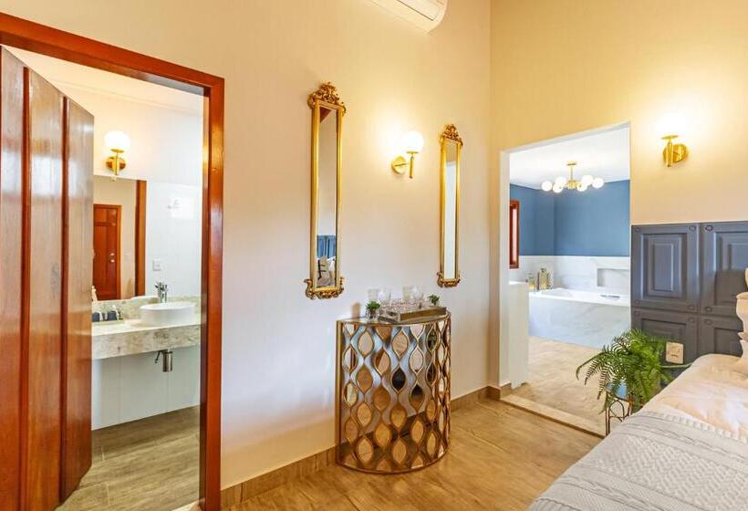 هتل Pousada Vila Rica