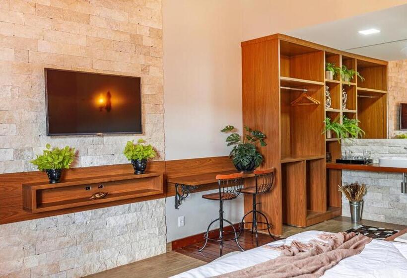 هتل Pousada Vila Rica