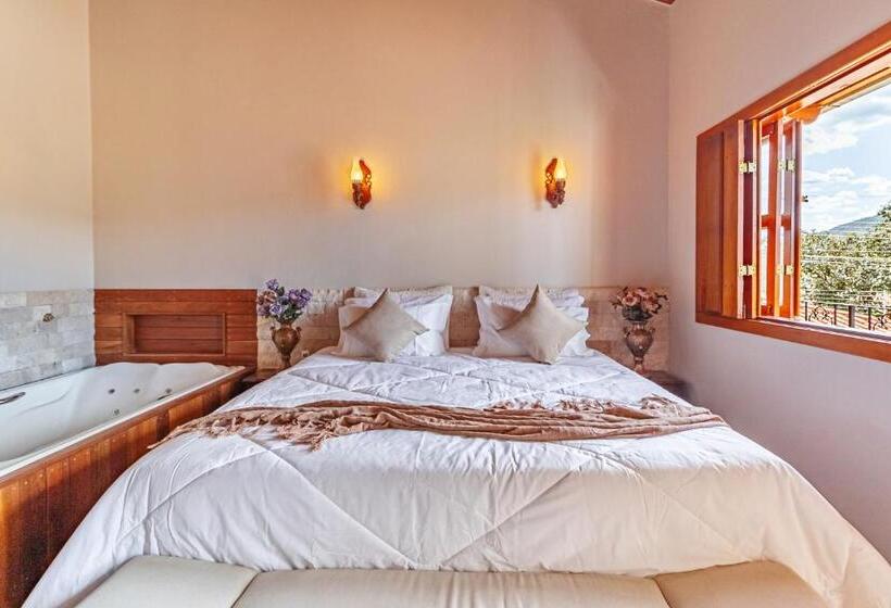 هتل Pousada Vila Rica