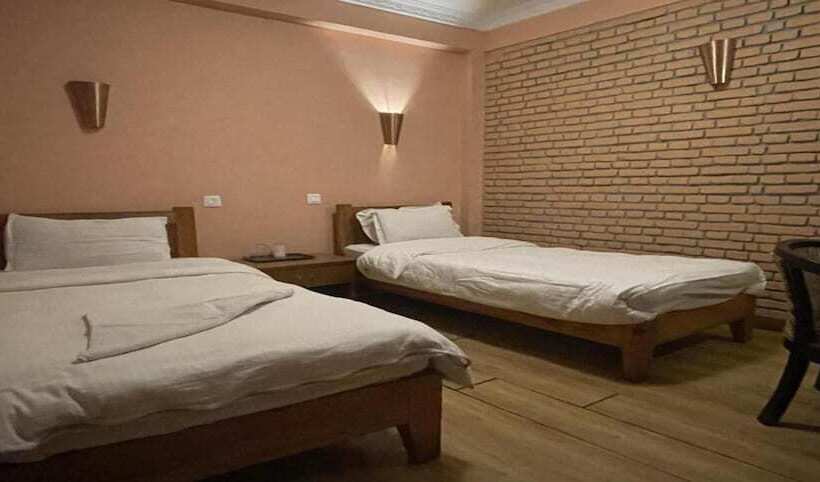 Merostay 101 Hotel Valley View Inn