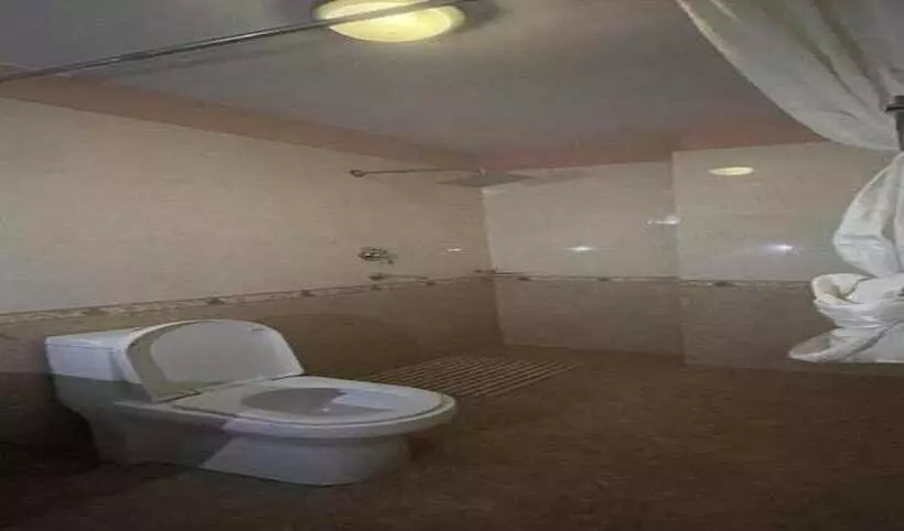 Merostay 101 Hotel Valley View Inn