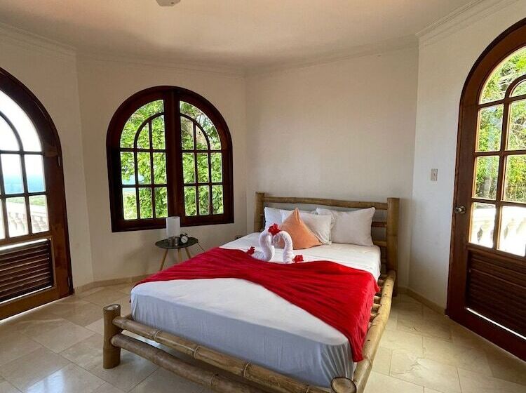 پانسیون El Castillo Tropical