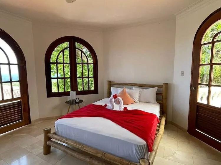 پانسیون El Castillo Tropical