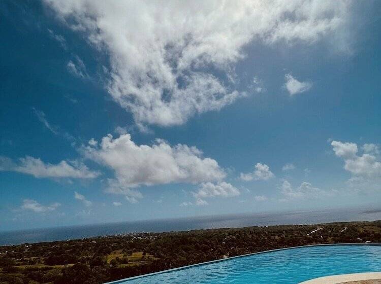 پانسیون El Castillo Tropical