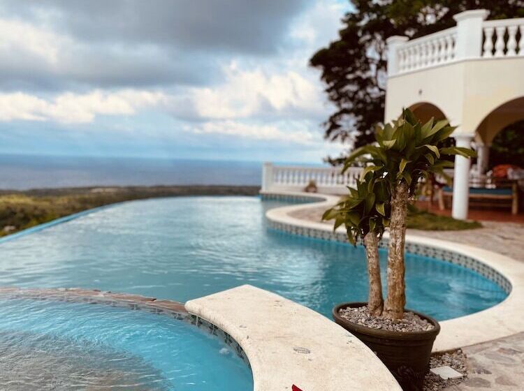 پانسیون El Castillo Tropical