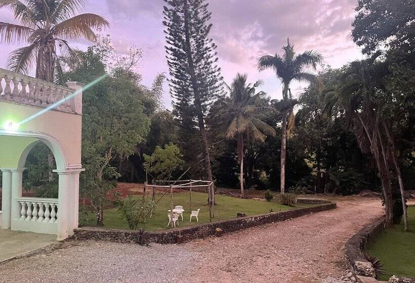 پانسیون El Castillo Tropical