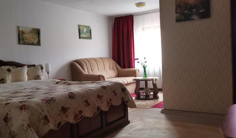 پانسیون Flori De Bucovina