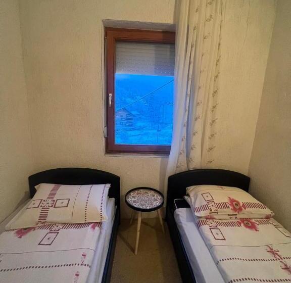 پانسیون Ski Center House Mavrovo