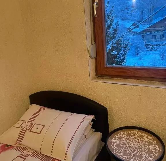 پانسیون Ski Center House Mavrovo