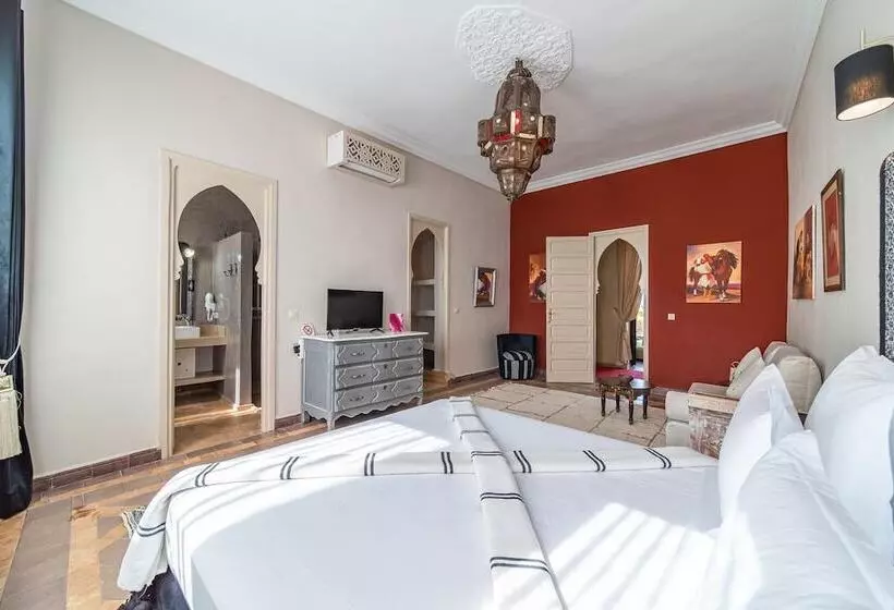 Majatalo Villa Chems