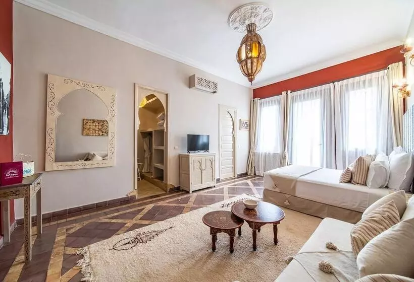 Majatalo Villa Chems