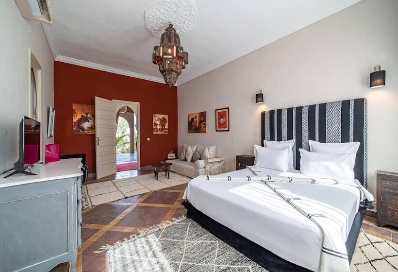 Пансион Villa Chems