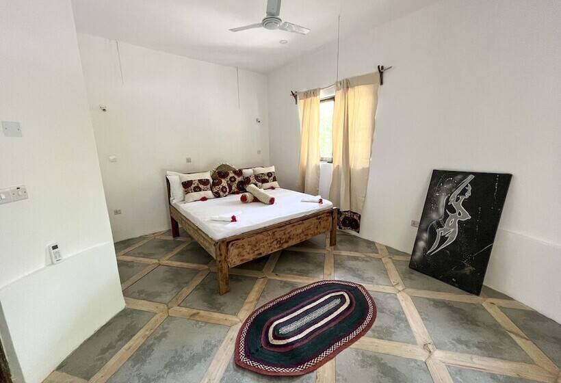 منتجع Kinazu Upepo Beach