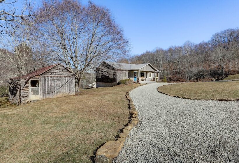 Beautiful Blowing Rock Home W/ Private Deck!