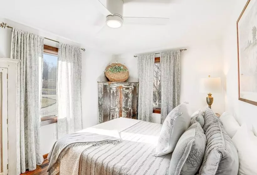 Beautiful Blowing Rock Home W/ Private Deck!