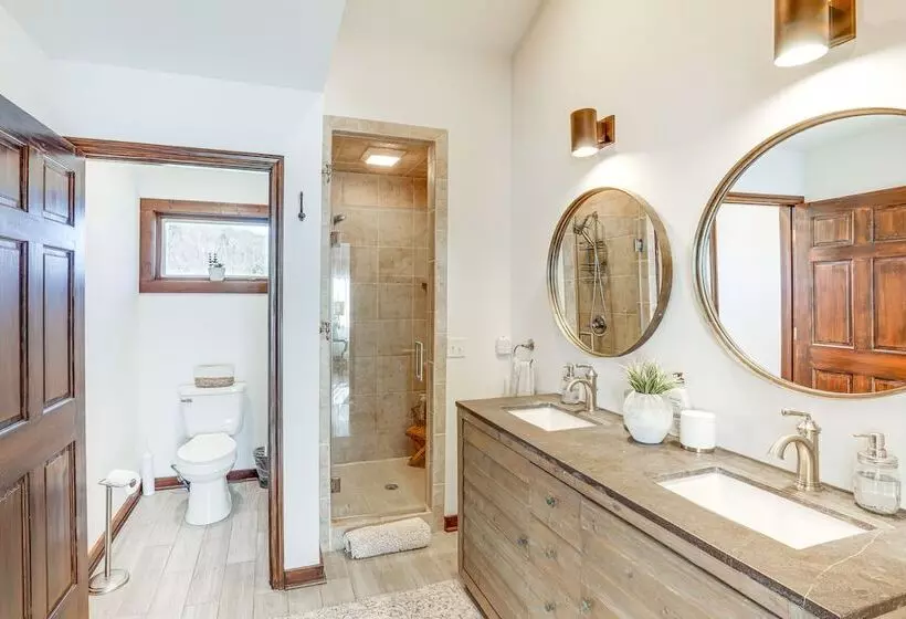 Beautiful Blowing Rock Home W/ Private Deck!