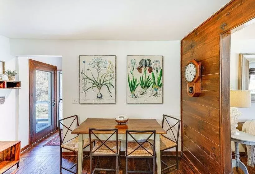 Beautiful Blowing Rock Home W/ Private Deck!