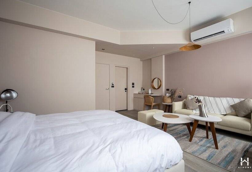 تختخواب و صبحانه Coming Home Apartment