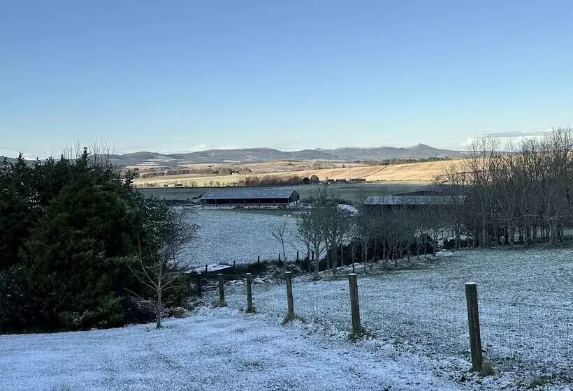 Aamiaismajoitus (B&B) Lurg Lodge