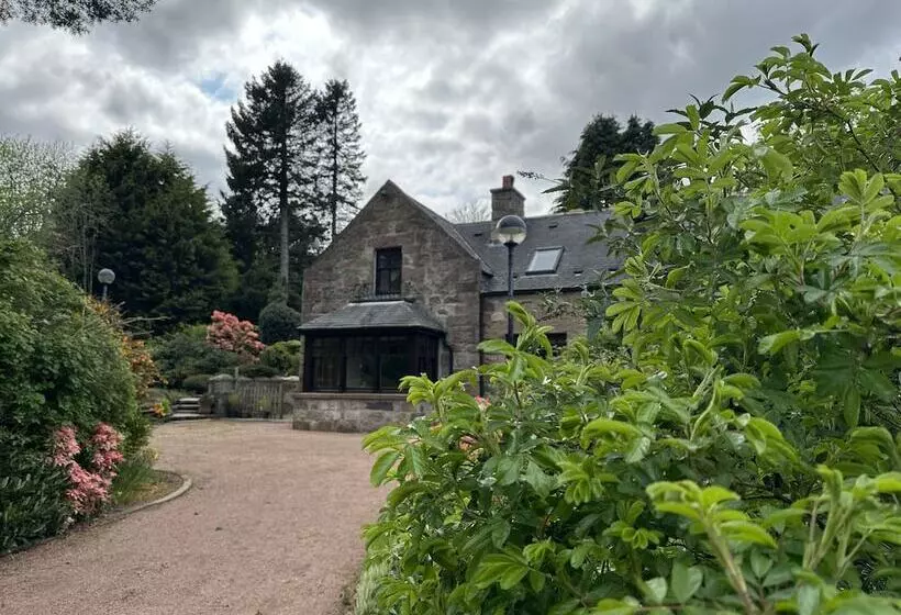 Aamiaismajoitus (B&B) Lurg Lodge