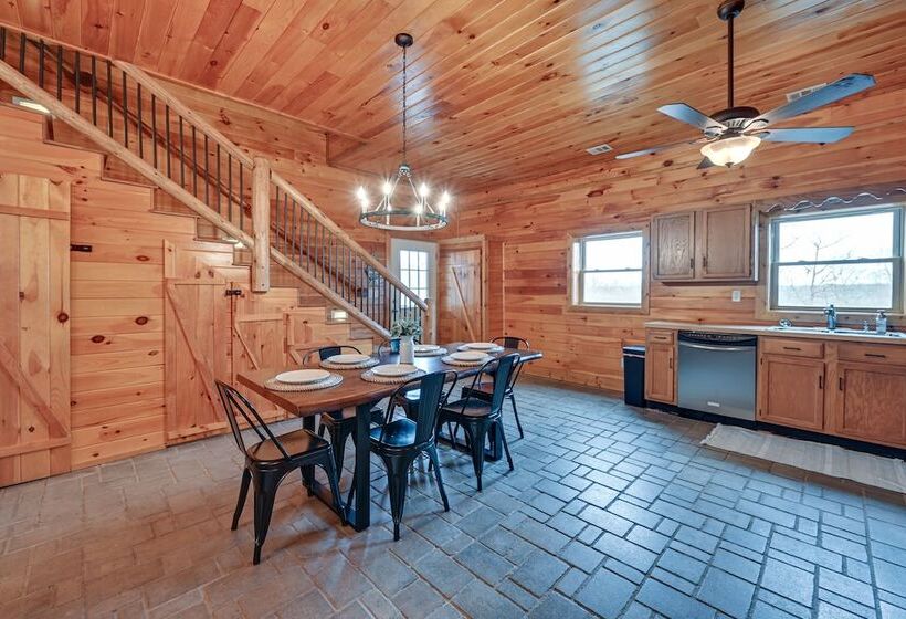 Bee Spring Cabin W/ Arcade Game: Steps To Lake!