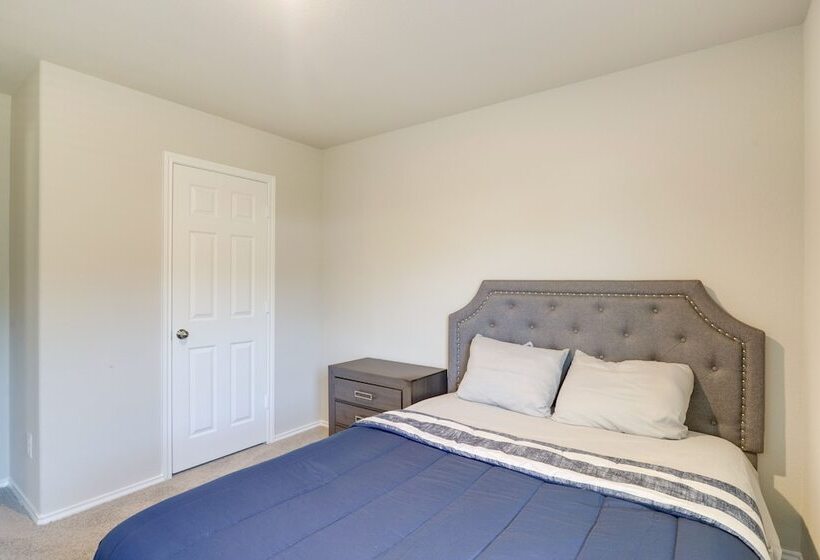 Brand New Spring Home < 1 Mi To Old Town!