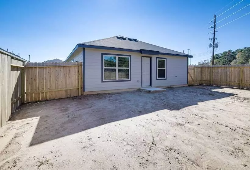 Brand New Spring Home < 1 Mi To Old Town!