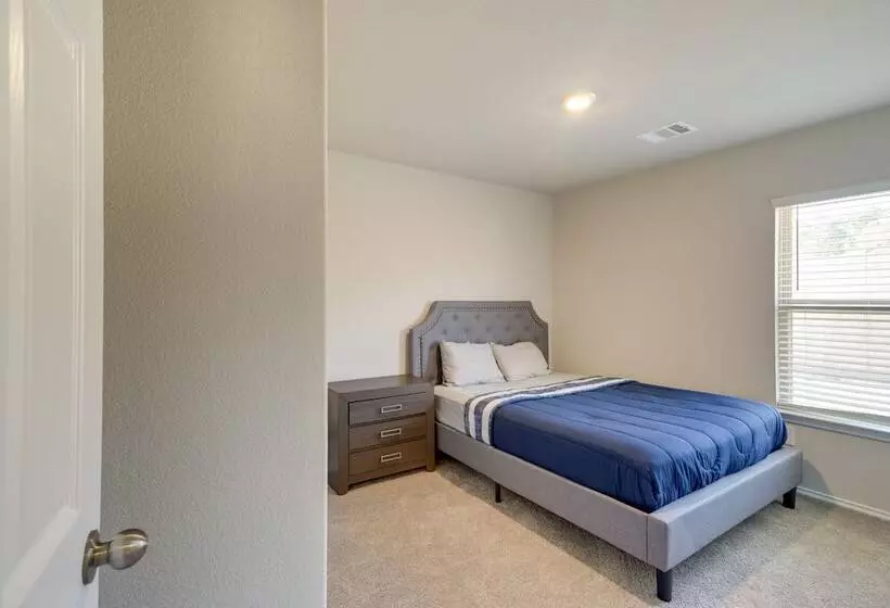 Brand New Spring Home < 1 Mi To Old Town!