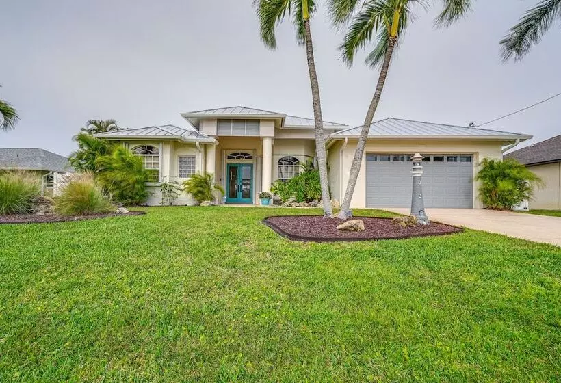 Canal Front Home In Sw Cape Coral W/ Private Pool