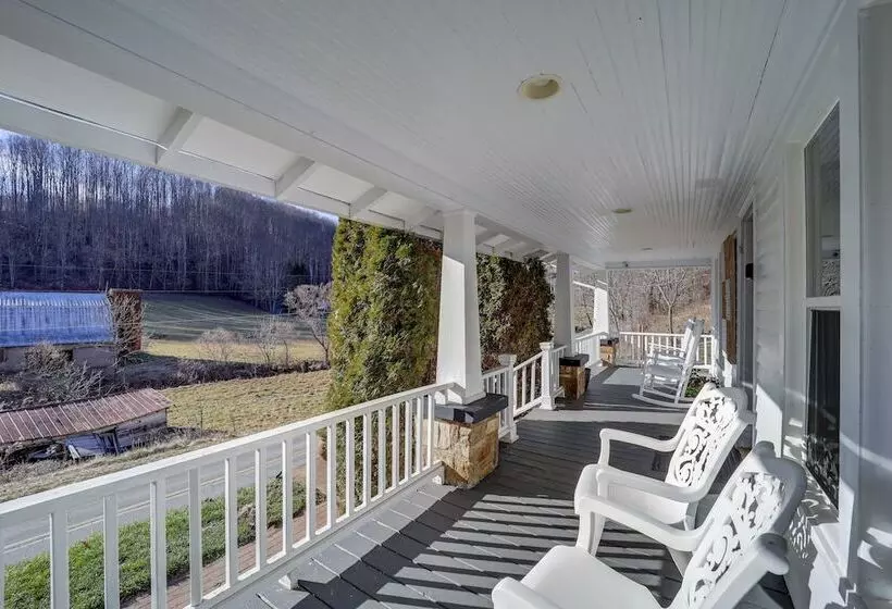 Classic Vilas Home ~ 9 Mi To Downtown Boone