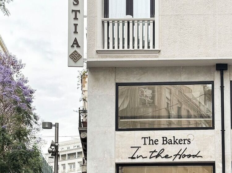 Hestia Kolokotroni 23