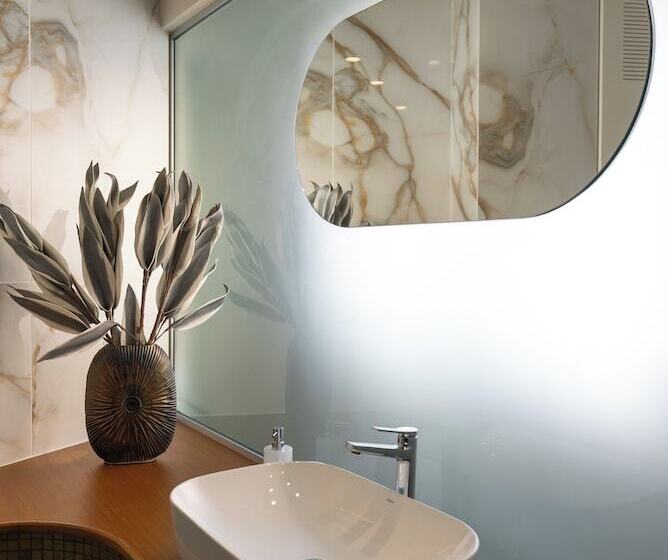 Hestia Kolokotroni 23