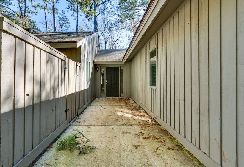 Hilton Head Resort Getaway: Community Beach, Pool!