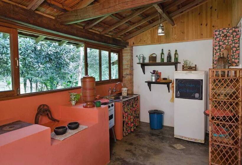 Хостел Chalés Karunâ