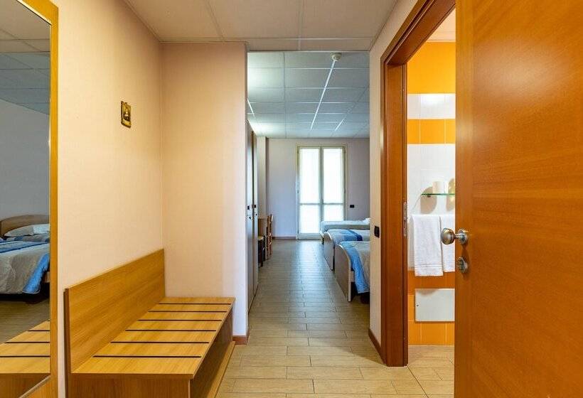 簡易ホテル Pilgrim S House By Alterego