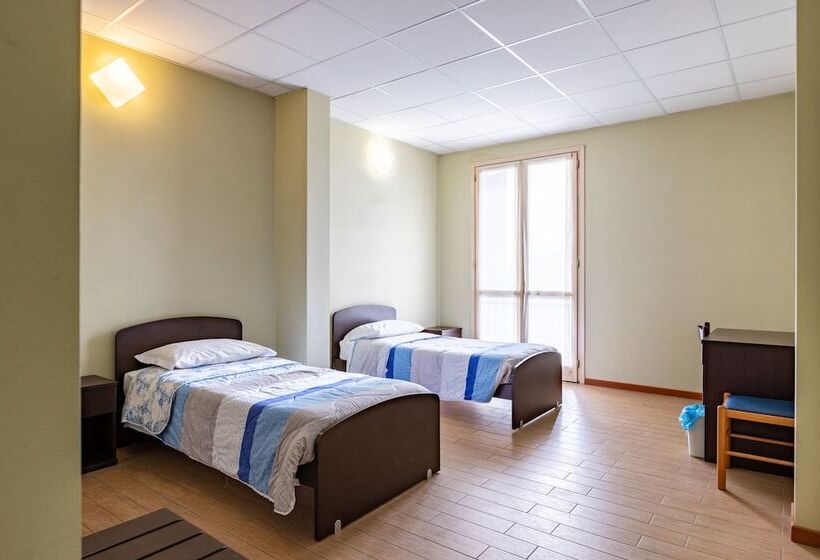 簡易ホテル Pilgrim S House By Alterego