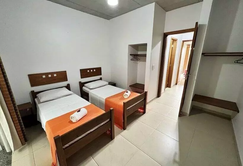 簡易ホテル Residencial Sunset   Praia Da Lagoinha Com Vista Para O Mar